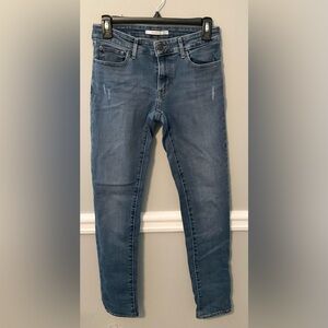 Levis 711 Skinny